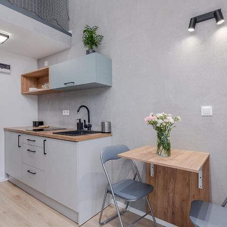 Parkside Fresh Apartments - Old Town Guesthouse - By Upstairs Krakow Exterior photo