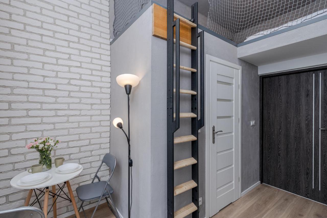 Parkside Fresh Apartments - Old Town Guesthouse - By Upstairs Krakow Exterior photo